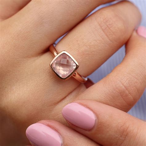 rose quartz ring for women.